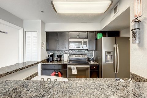 Condominio en alquiler en Kissimmee, Florida, 2 dormitorios, 95.32 m2 № 1902781 - foto 11