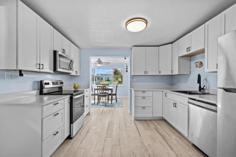 Casa en venta en Hudson, Florida, 2 dormitorios, 95.5 m2 № 1651164 - foto 18