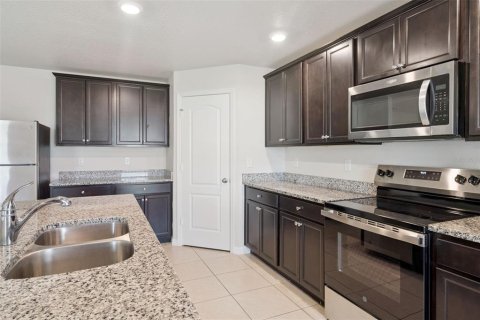 Villa ou maison à vendre à Mascotte, Floride: 5 chambres, 180.6 m2 № 2107964 - photo 7
