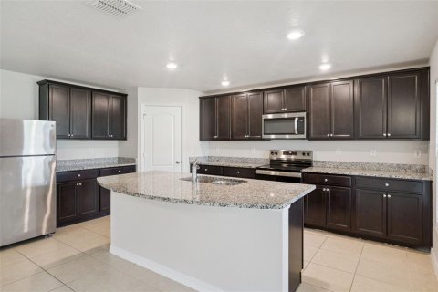 Villa ou maison à vendre à Mascotte, Floride: 5 chambres, 180.6 m2 № 2107964 - photo 8