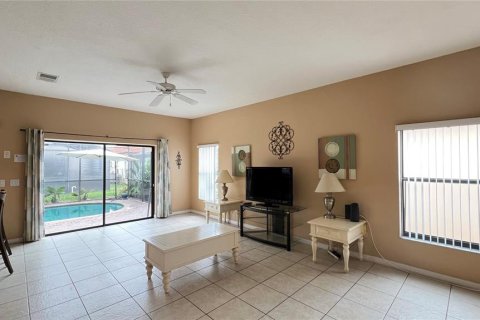 Villa ou maison à vendre à Clermont, Floride: 6 chambres, 272.02 m2 № 1913133 - photo 18