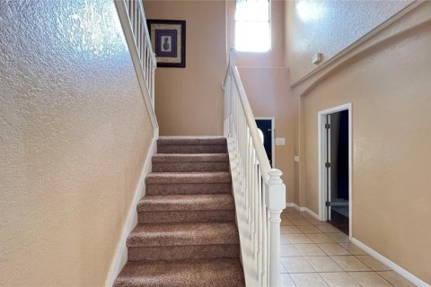 House in Clermont, Florida 6 bedrooms, 272.02 sq.m. № 1913133 - photo 25