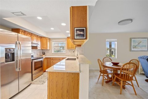 Condo in Punta Gorda, Florida, 3 bedrooms  № 1562658 - photo 8
