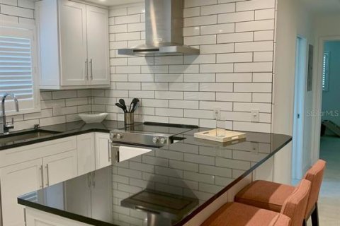 Copropriété à louer à Saint Petersburg, Floride: 2 chambres, 69.12 m2 № 1827671 - photo 10