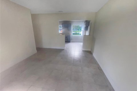 Casa en venta en Auburndale, Florida, 3 dormitorios, 120.77 m2 № 1910918 - foto 6