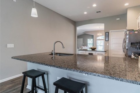 Villa ou maison à louer à Gainesville, Floride: 4 chambres, 182.65 m2 № 2149340 - photo 6