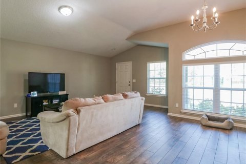 Villa ou maison à louer à Gainesville, Floride: 4 chambres, 182.65 m2 № 2149340 - photo 4