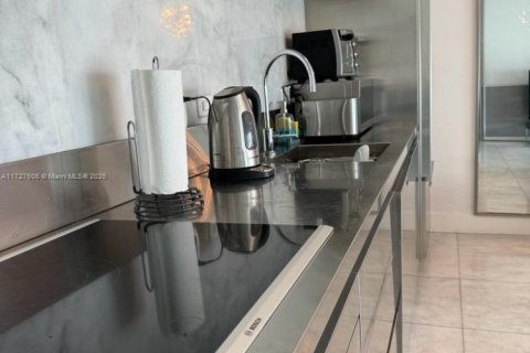 Condominio en venta en Miami, Florida, 1 dormitorio, 73.49 m2 № 1478572 - foto 16