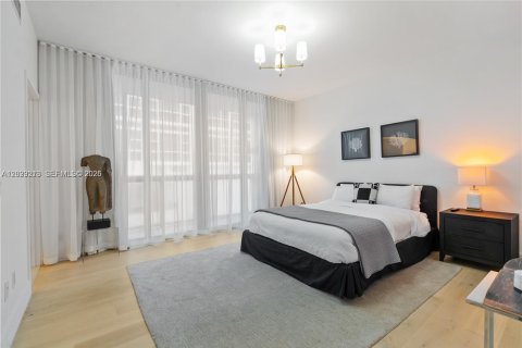 Copropriété à louer à Miami Beach, Floride: 3 chambres, 314.47 m2 № 2257141 - photo 10