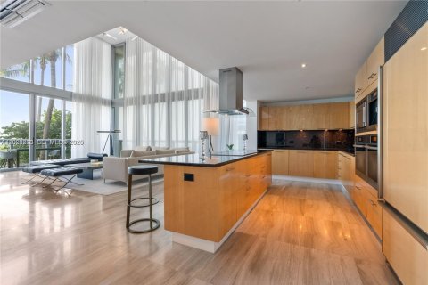 Copropriété à louer à Miami Beach, Floride: 3 chambres, 314.47 m2 № 2257141 - photo 5