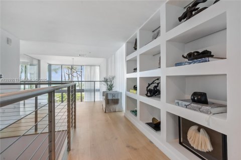 Copropriété à louer à Miami Beach, Floride: 3 chambres, 314.47 m2 № 2257141 - photo 13