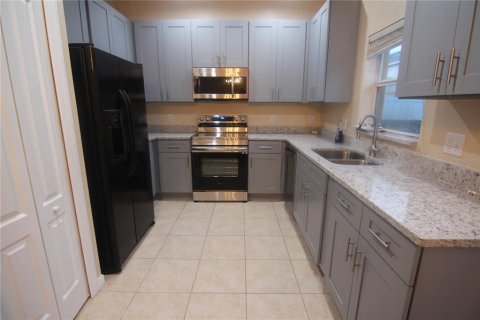 Touwnhouse à louer à Ocoee, Floride: 3 chambres, 141.77 m2 № 2236469 - photo 7