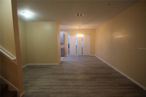 Touwnhouse à louer à Ocoee, Floride: 3 chambres, 141.77 m2 № 2236469 - photo 6