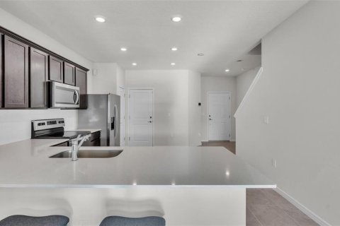 Adosado en venta en Davenport, Florida, 3 dormitorios, 166.85 m2 № 1612792 - foto 12