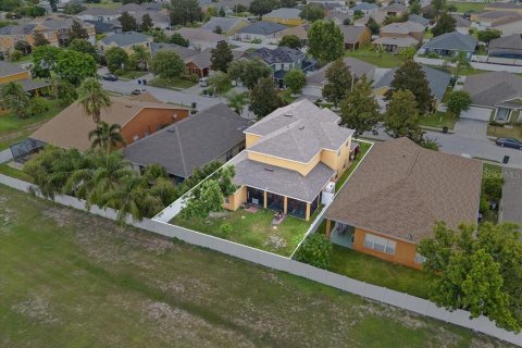 House in Lake Alfred, Florida 6 bedrooms, 323.49 sq.m. № 1876537 - photo 17
