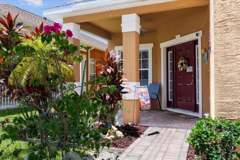 House in Lake Alfred, Florida 6 bedrooms, 323.49 sq.m. № 1876537 - photo 18