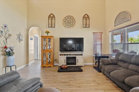 House in Lake Alfred, Florida 6 bedrooms, 323.49 sq.m. № 1876537 - photo 30
