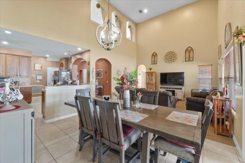 House in Lake Alfred, Florida 6 bedrooms, 323.49 sq.m. № 1876537 - photo 4