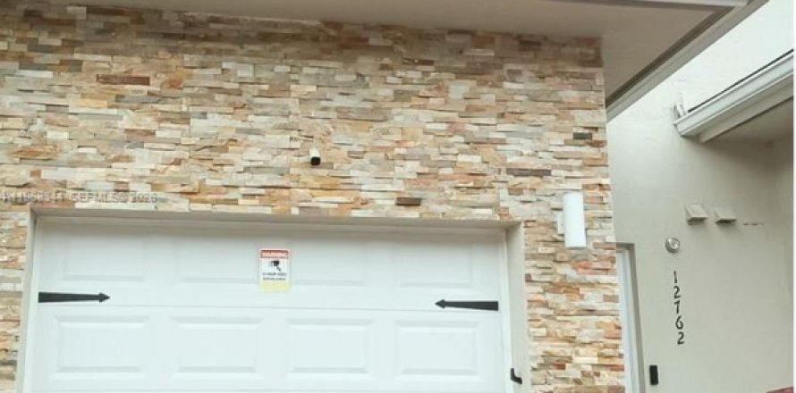 Touwnhouse à Homestead, Floride 3 chambres, 156.63 m2 № 2029411