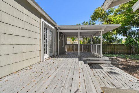 Casa en alquiler en Tampa, Florida, 2 dormitorios, 99.78 m2 № 1915394 - foto 30