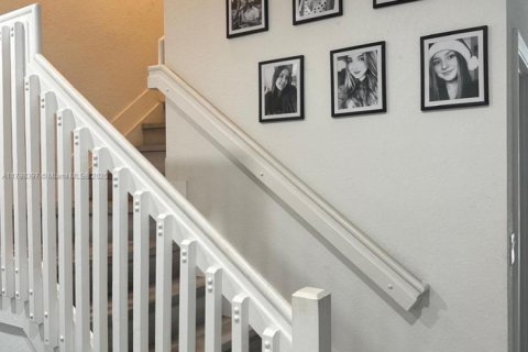 Купить таунхаус в Хомстед, Флорида 3 спальни, 169.73м2, № 1958139 - фото 8