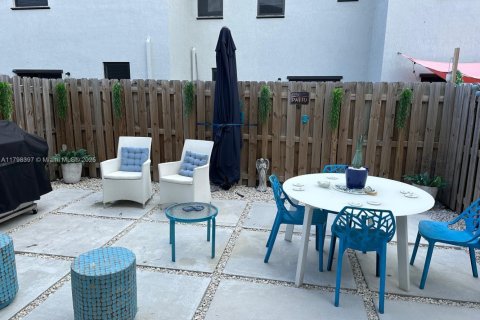 Купить таунхаус в Хомстед, Флорида 3 спальни, 169.73м2, № 1958139 - фото 11