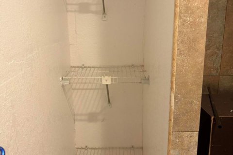 Immobilier commercial à louer à Lauderhill, Floride: 1 chambre, 151.06 m2 № 2389575 - photo 5