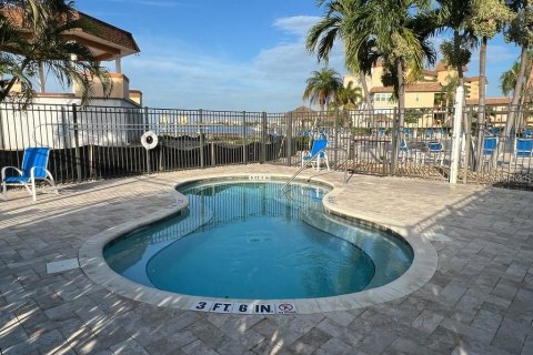Copropriété à vendre à Saint Petersburg, Floride: 3 chambres, 315.87 m2 № 2401085 - photo 27