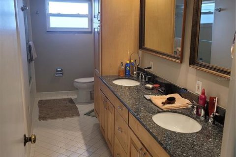 Copropriété à vendre à Saint Petersburg, Floride: 3 chambres, 315.87 m2 № 2401085 - photo 22