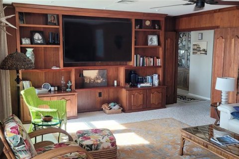 Copropriété à vendre à Saint Petersburg, Floride: 3 chambres, 315.87 m2 № 2401085 - photo 6