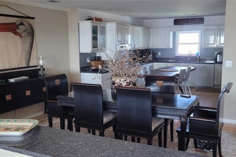 Copropriété à vendre à Saint Petersburg, Floride: 3 chambres, 315.87 m2 № 2401085 - photo 4