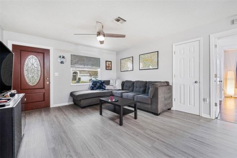 Casa en venta en Kissimmee, Florida, 2 dormitorios, 107.95 m2 № 1567142 - foto 4