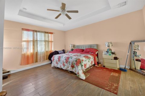 Casa en venta en Homestead, Florida, 5 dormitorios, 250.19 m2 № 1997765 - foto 15