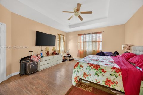 Casa en venta en Homestead, Florida, 5 dormitorios, 250.19 m2 № 1997765 - foto 16