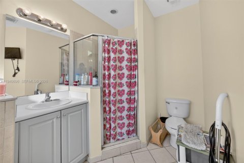 Casa en venta en Homestead, Florida, 5 dormitorios, 250.19 m2 № 1997765 - foto 20