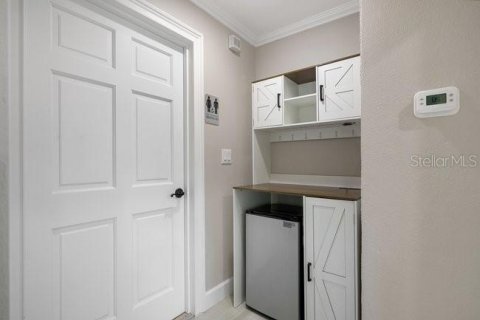 Commercial property in Tavares, Florida 226.68 sq.m. № 2227217 - photo 16