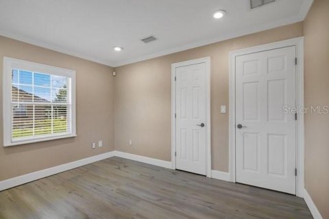 Commercial property in Tavares, Florida 226.68 sq.m. № 2227217 - photo 20