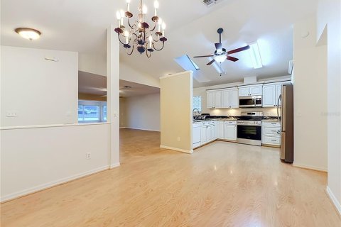House in Summerfield, Florida 3 bedrooms, 244.98 sq.m. № 2211528 - photo 21