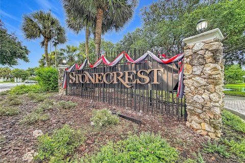 House in Summerfield, Florida 3 bedrooms, 244.98 sq.m. № 2211528 - photo 2