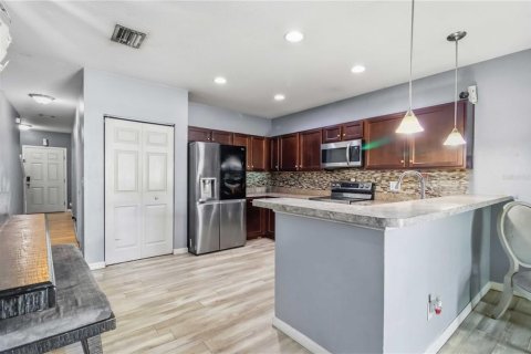 House in Bradenton, Florida 3 bedrooms, 155.15 sq.m. № 2391407 - photo 6