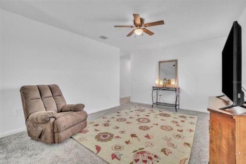 House in Davenport, Florida 5 bedrooms, 225.75 sq.m. № 1569365 - photo 23