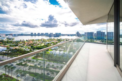 Copropriété à vendre à Sunny Isles Beach, Floride: 2 chambres, 105.72 m2 № 1968099 - photo 7