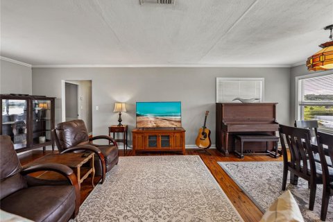 House in Lake Wales, Florida 3 bedrooms, 135.73 sq.m. № 1914124 - photo 7