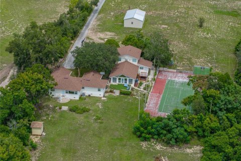 House in Lake Wales, Florida 3 bedrooms, 135.73 sq.m. № 1914124 - photo 26