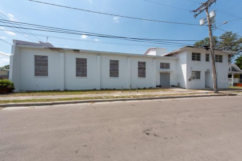 Immobilier commercial à louer à Tampa, Floride: 667.04 m2 № 2419518 - photo 25