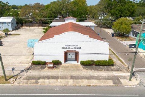 Immobilier commercial à Tampa, Floride 667.04 m2 № 2419518