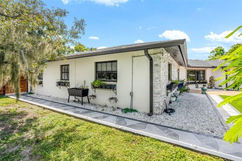 Villa ou maison à vendre à Sarasota, Floride: 6 chambres, 397.16 m2 № 2401000 - photo 8