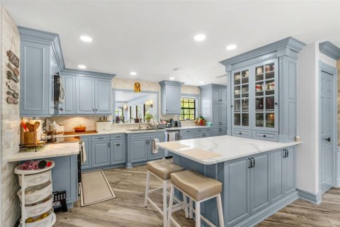Villa ou maison à vendre à Sarasota, Floride: 6 chambres, 397.16 m2 № 2401000 - photo 17