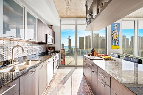 Купить кондоминиум в Майами, Флорида 2 спальни, 109.72м2, № 2020119 - фото 7