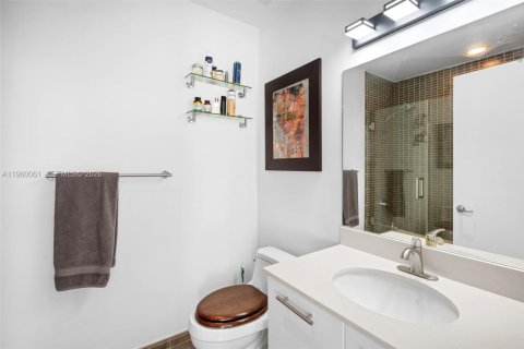 Купить кондоминиум в Майами, Флорида 2 спальни, 109.72м2, № 2020119 - фото 22